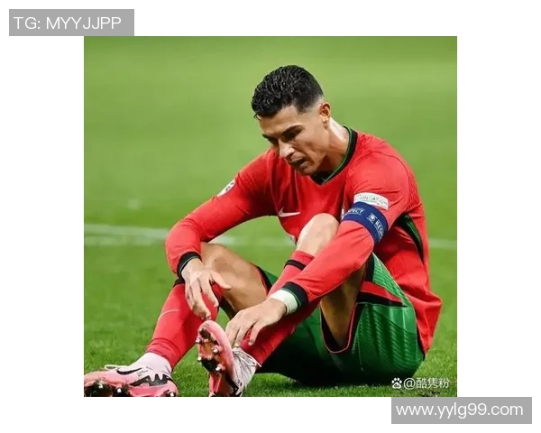 从前锋到后卫的足球明星转型之路与战术影响分析